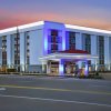 Holiday Inn Express &amp; Suites Cincinnati Riverfront