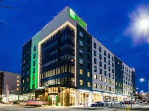 Holiday Inn &amp; Suites Chattanooga Downtown