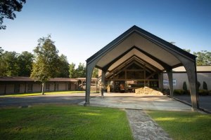 DeSoto State Park Lodge