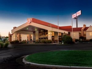 Red Roof Inn &amp; Suites Cincinnati North - Mason
