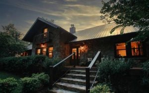 Bee on the Brow Bed &amp; Breakfast