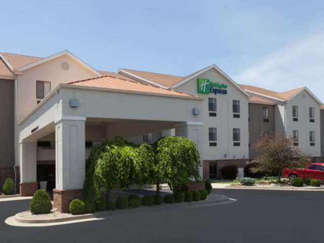 Holiday Inn Express &amp; Suites Dayton West - Brookville