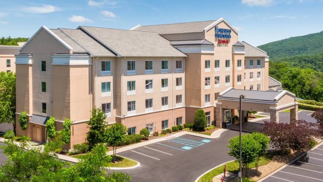 Fairfield Inn &amp; Suites by Marriott Chattanooga I-24/Lookout Mountain