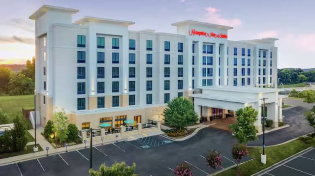 Hampton Inn &amp; Suites Chattanooga/Hamilton Place