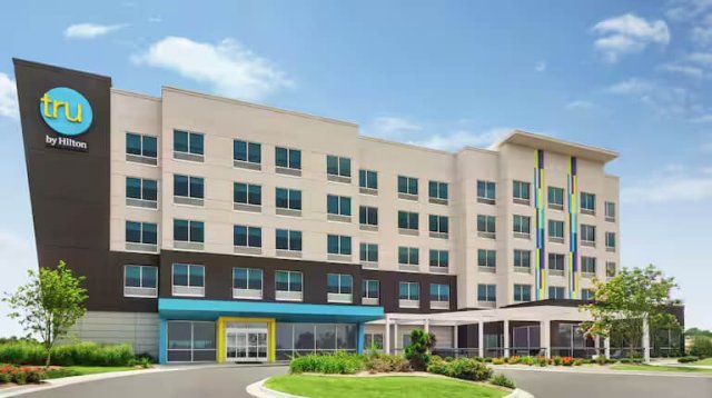 Tru by Hilton Ringgold