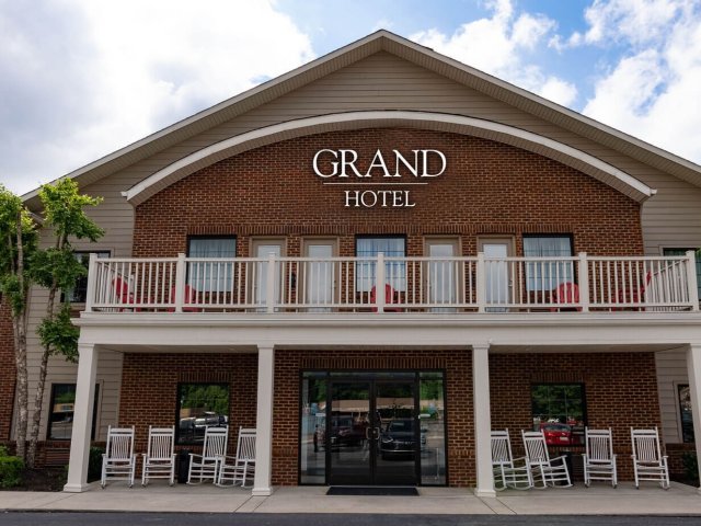 Grand Hotel