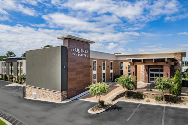 La Quinta Inn &amp; Suites by Wyndham Chattanooga - East Ridge